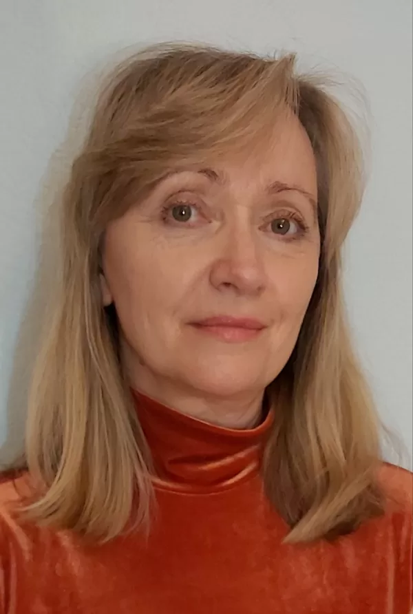 SVETLANA BUHA /akordeona spēles skolotāja/